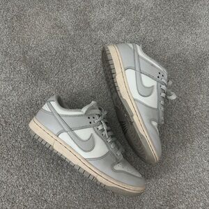 Nike Gray and White Dunks